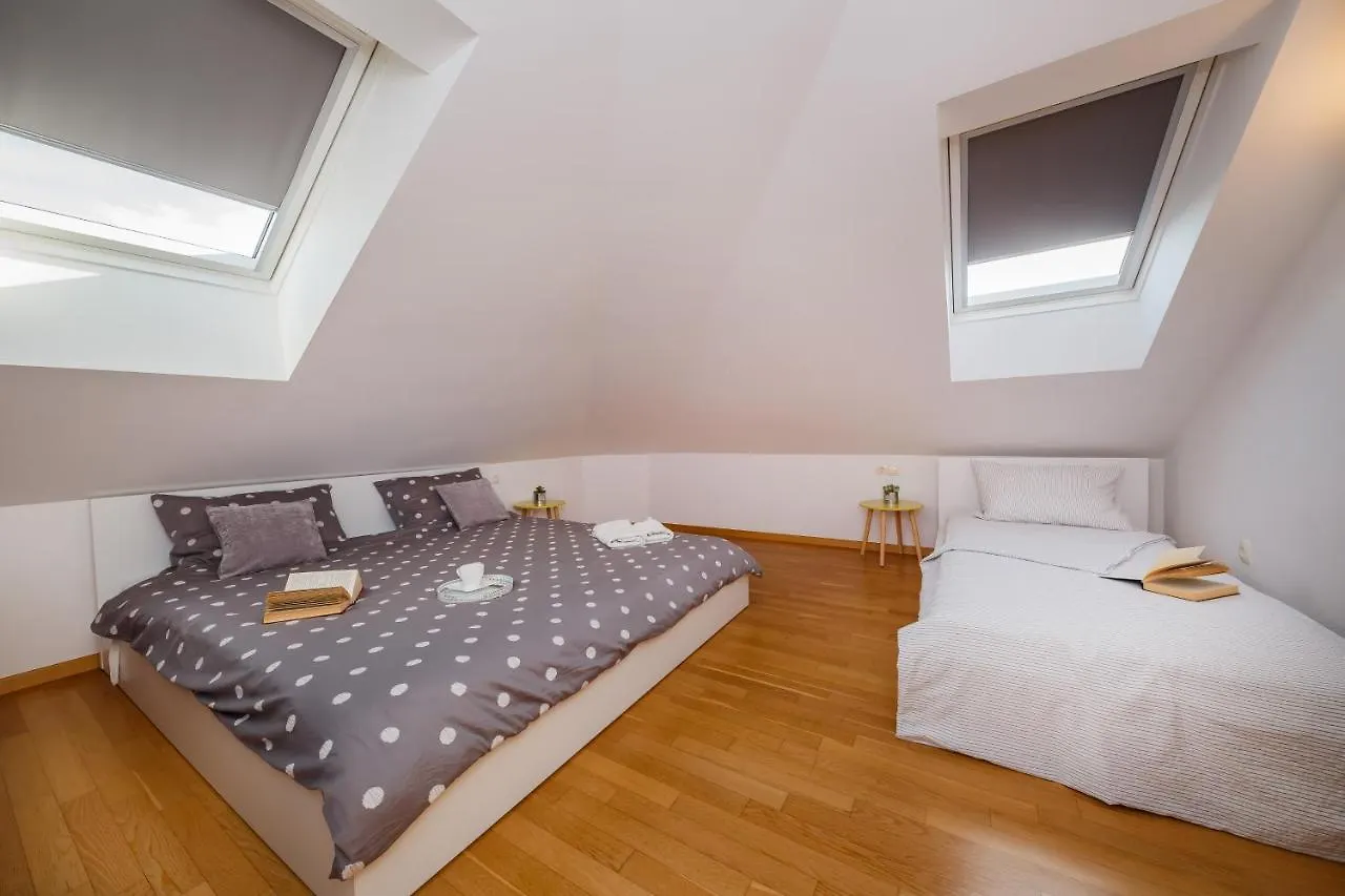 Apartment Angels Kastela Croatia