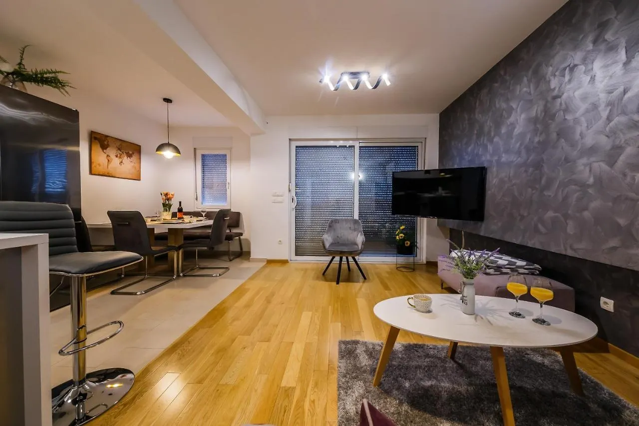 Apartment Angels Kastela 0*,  Croatia
